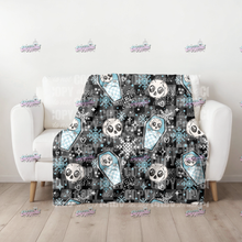 Load image into Gallery viewer, Plush Blankets - PREORDER